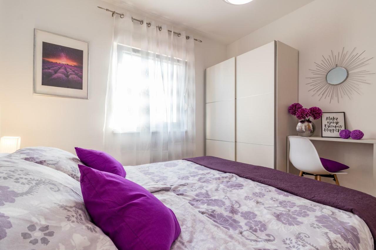 Apartment Pula Relax מראה חיצוני תמונה